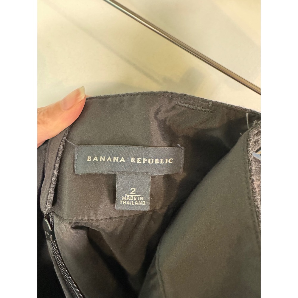 Banana Republic Y2K 2006 Wool Blend Skirt Suit | Charcoal Gray | Wool Blend - Picture 6 of 8